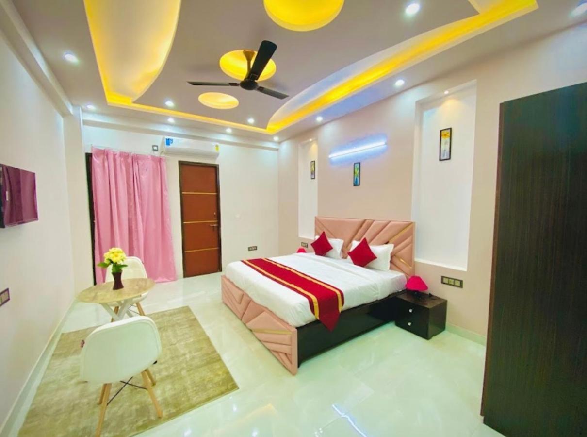 Gold Residency By Expo View Bed & Breakfast Greater Noida Bagian luar foto